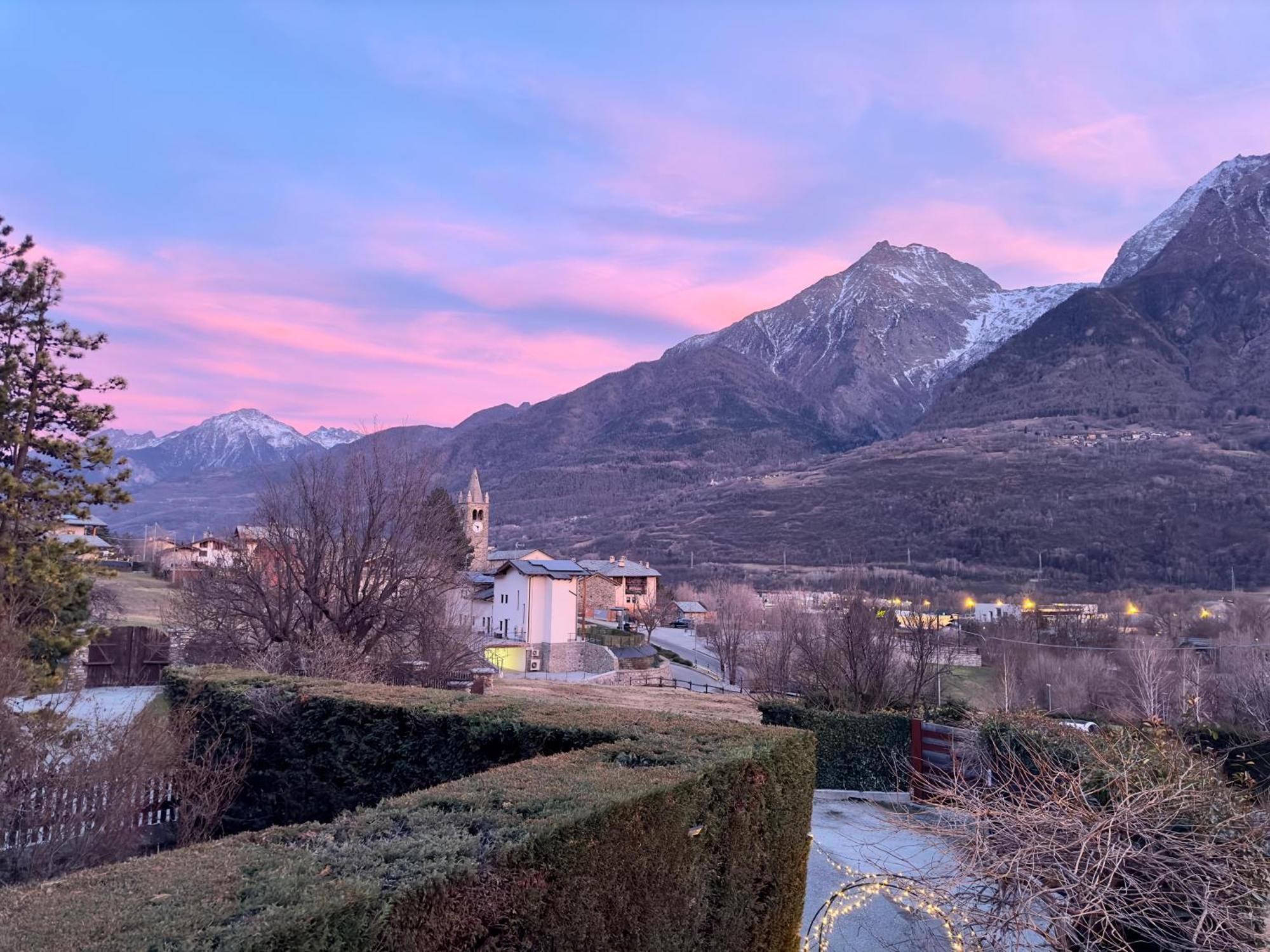 Quart De Lune - Boutique B&B Aosta Dış mekan fotoğraf